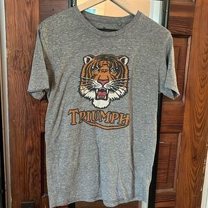 Triumph Lucky Brand tee size S